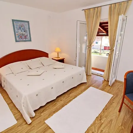 Lucija Apartment