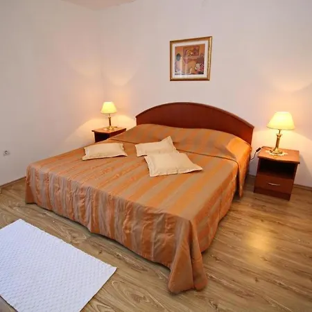 Apartment Lucija Vela Luka