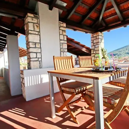 Lucija Apartment