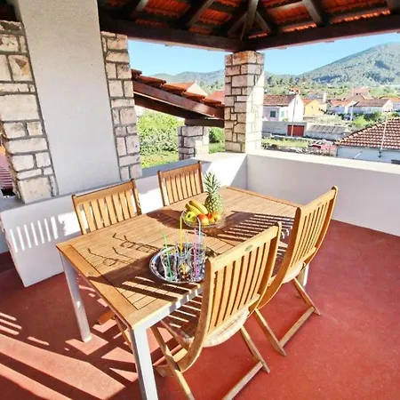 Apartment Lucija